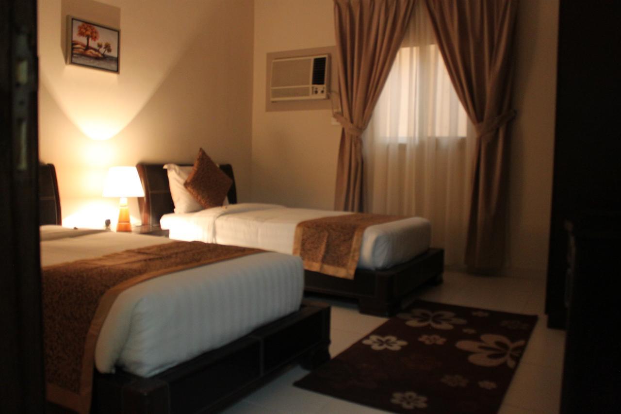 Al Mawasem Al Arbaa Aparthotel Al Al Jubail Exteriör bild