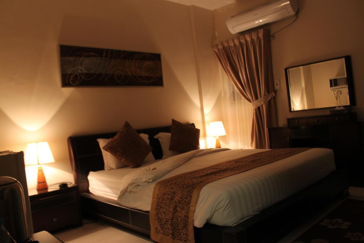 Al Mawasem Al Arbaa Aparthotel Al Al Jubail Exteriör bild